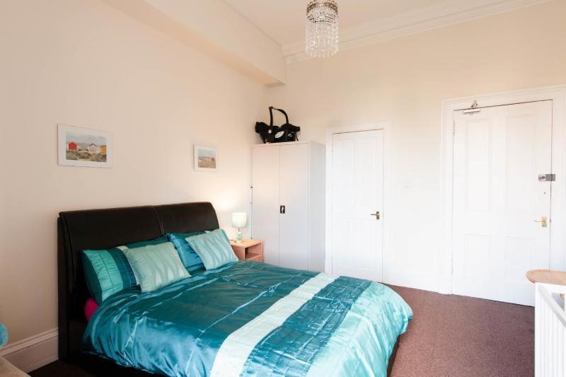 Edinburgh Central Oldtown Aparthotel Екстериор снимка